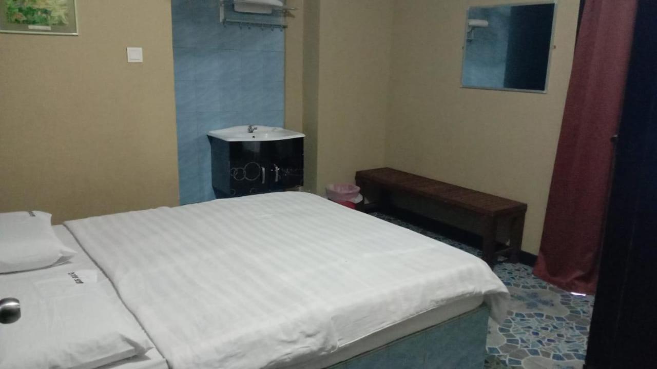 Tabin Lodge Budget Stay Lahad Datu Dış mekan fotoğraf
